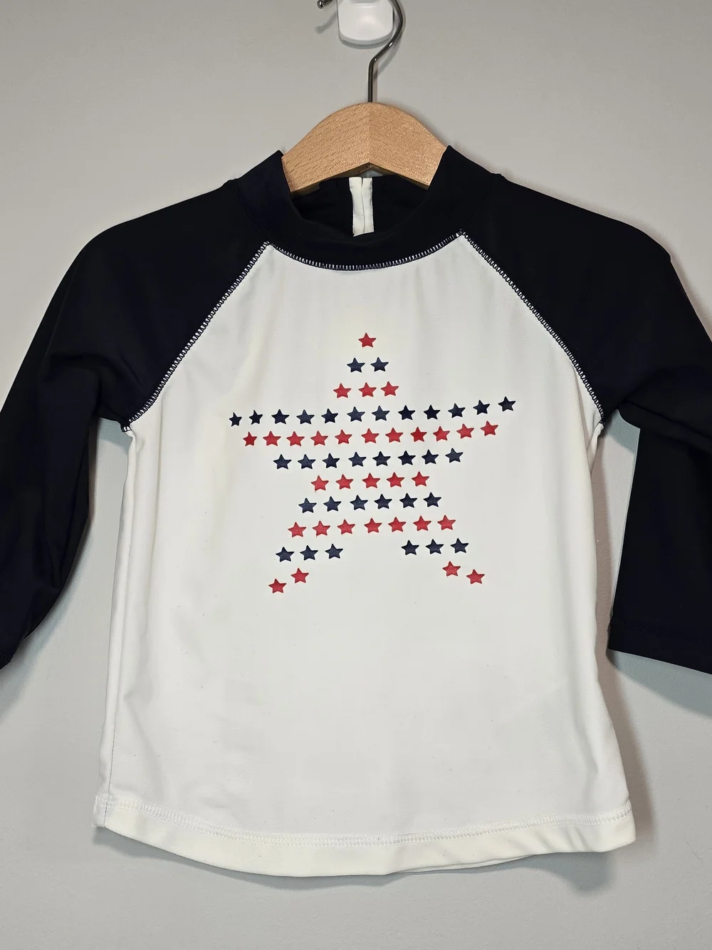 Gap Baby/ Kids Rashguard in White with Navy & Red Star 12-18M